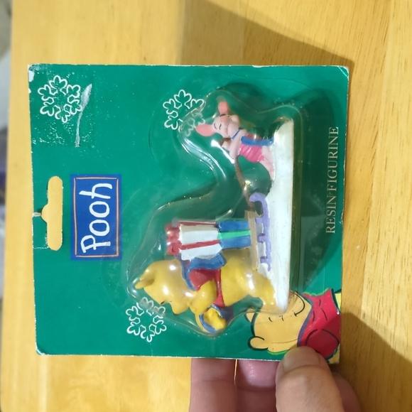 Disney Other - Winnie the Pooh and Piglet figurine